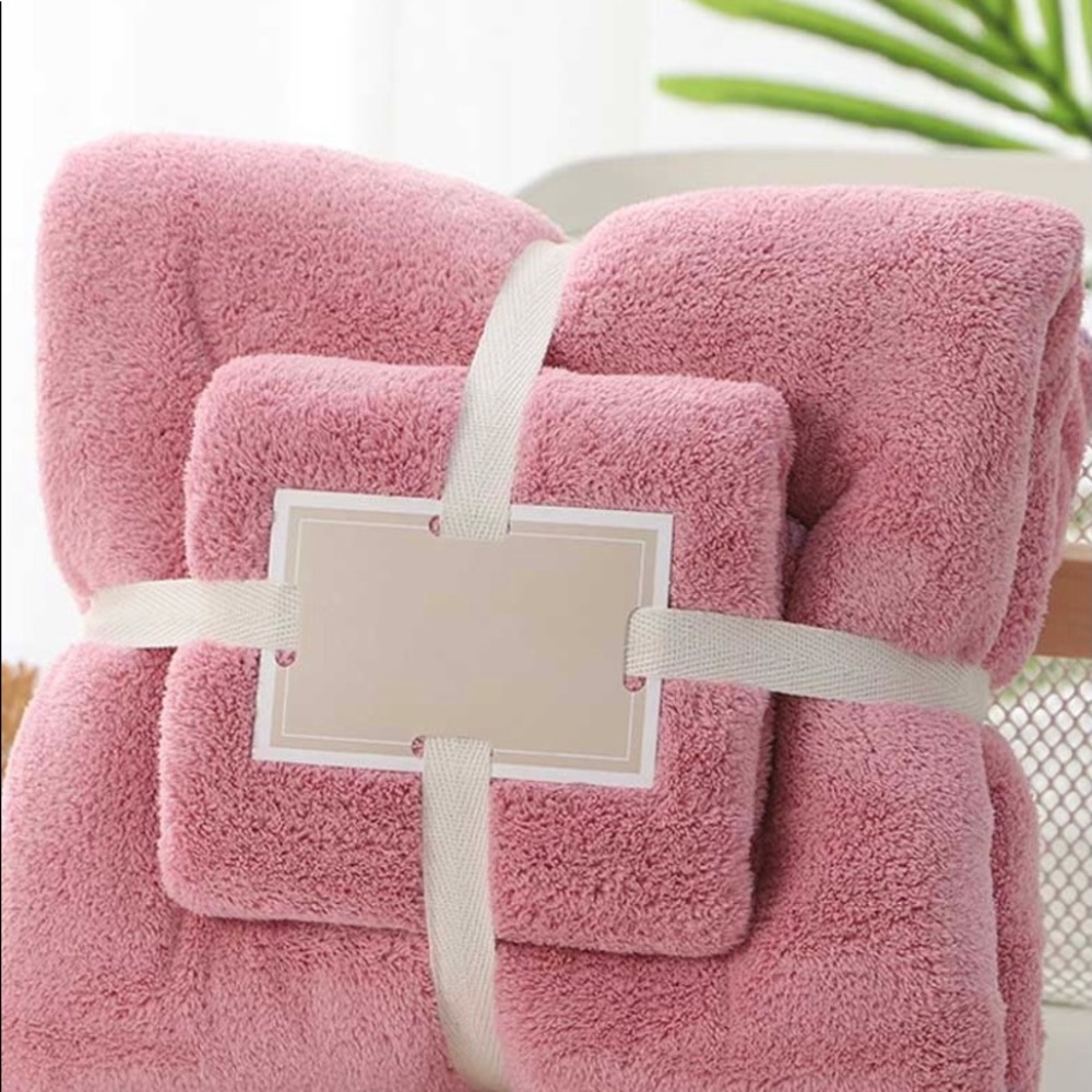 Soft & Luxurious Absorbent Fleece Towel Gift Set